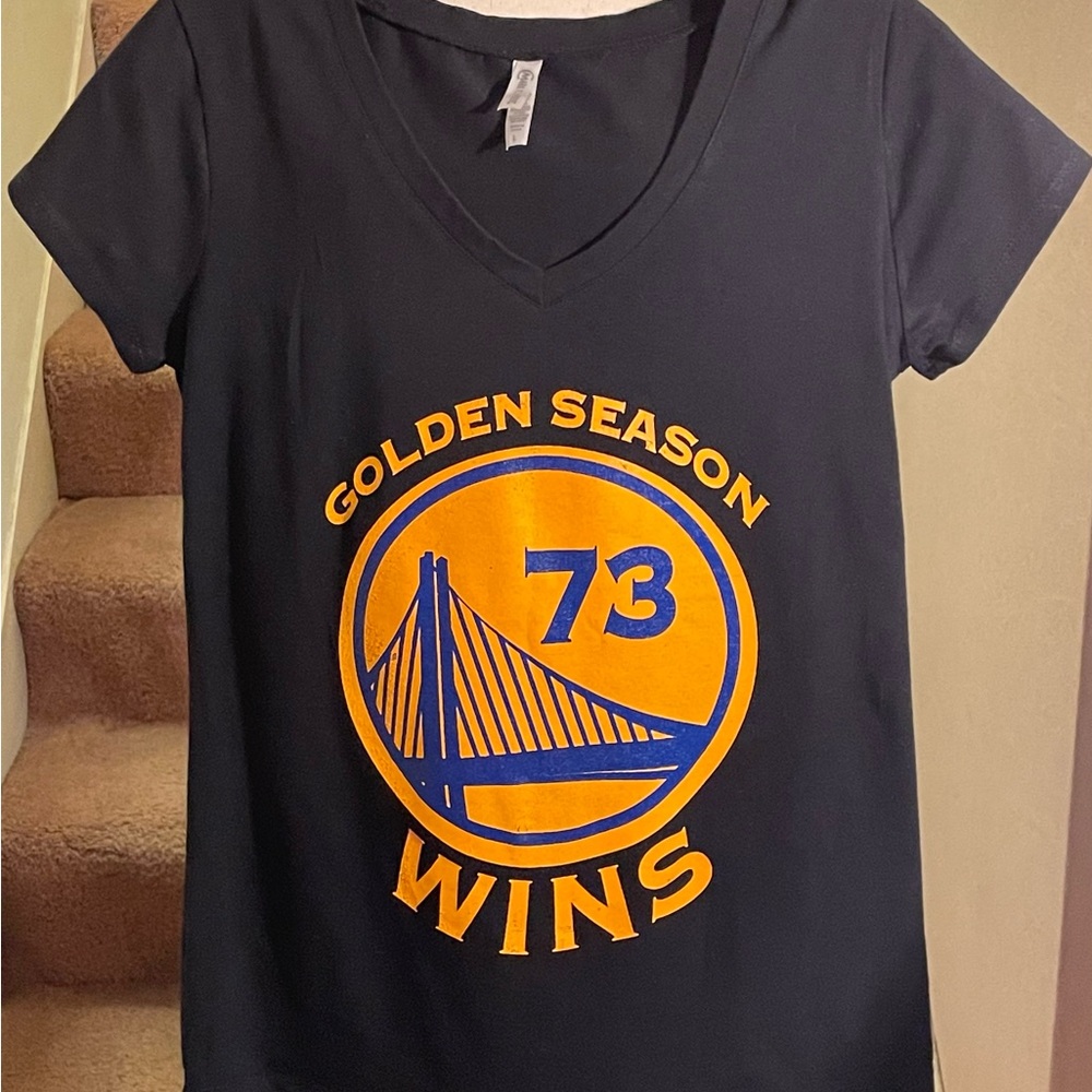 Golden Season Wins Black T-Shirt